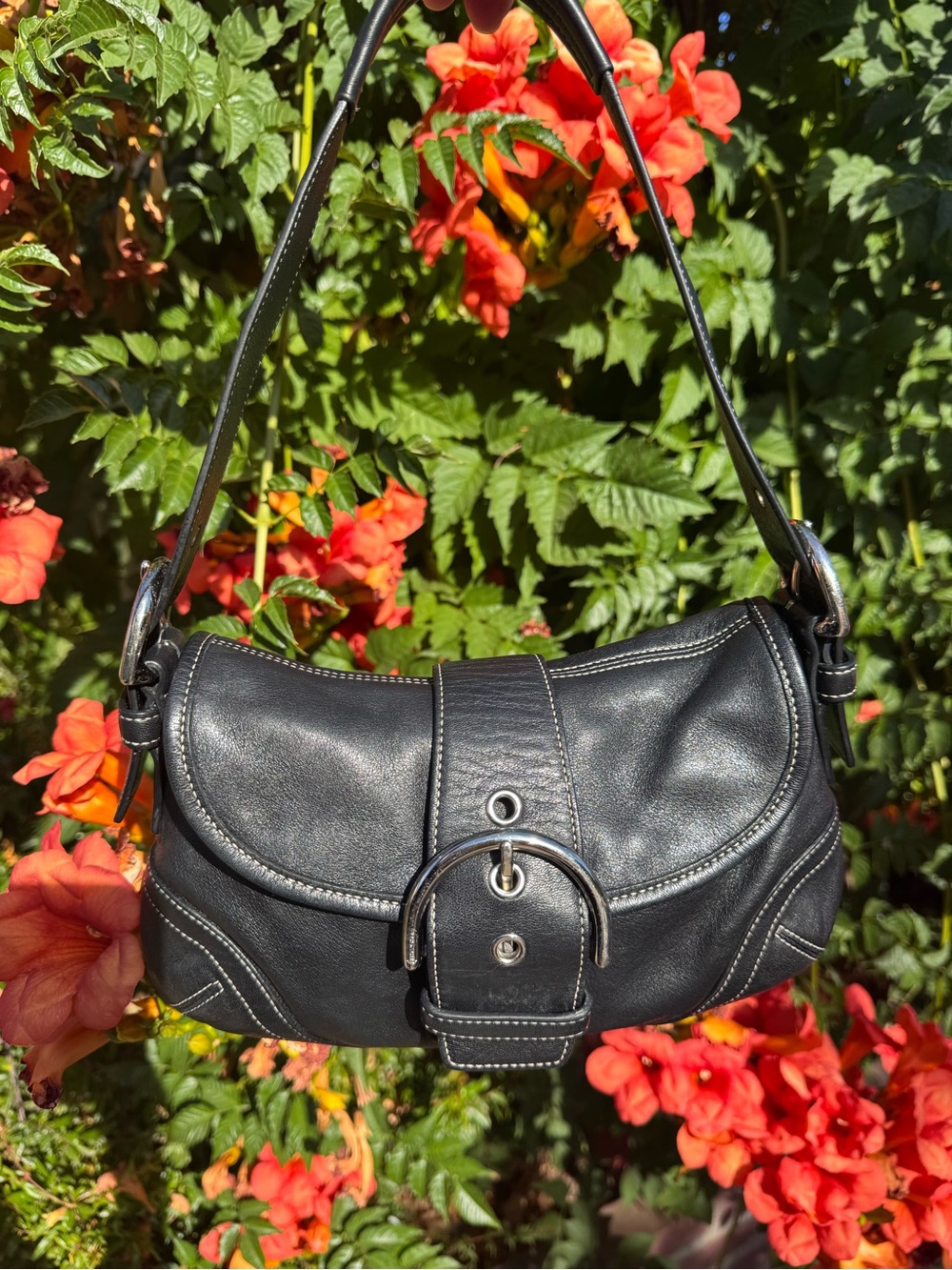 Vintage Coach Soho Flap Shoulder Bag (Small Size, 2004)